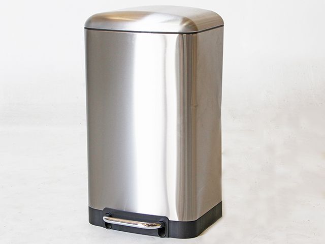 Trash Can ถังขยะสแตนเลส เกรด410 soft close มีฝา 30 ลิตร 34x25x62 cm