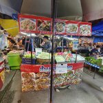 ส้มตำรถเข็นก็ต้องมีรูป! 🌶️ บทเรียนร้านริมทางที่ใช้ 'ป้ายเมนูภาพสวย' ดึงดูดลูกค้ามากกว่าแค่ราคา 40 บาท!