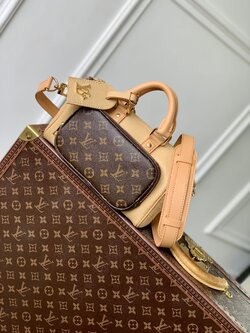 [Pre-order]M12627 Louis Vuitton กระเป๋ารุ่น Keepall Bandoulière 25 งานเกรด Vip คุณภาพดีที่สุด