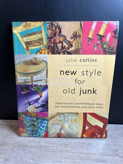 New Style for Old Junk By : Julie Collins (หนังสืองานฝีมือจากสิ่งของเหลือใช้).