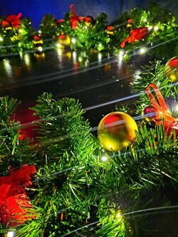 สายสนคริสต์มาส2.7เมตร หนาฟู ตกแต่งบอลธีมสีทอง