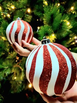 ลูกบอลคริสต์มาสคัดพิเศษสวยๆ 100มิล/1กล่องมี2ลูก