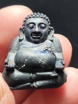 พระสังกัจจายน์ รุ่นแรก หลวงปู่เกลี้ยง วัดโนนแกด จ.ศรีสะเกษ ปี 2556 รุ่นบุญฤทธิ์ (เนื้อเหล็กน้ำพี้แก่ชนวนนวะ )