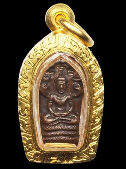 พระนาคปรกใบมะขาม รุ่นแรก หลวงปู่แหวน สุจิณโณ ปี ๒๕๑๖