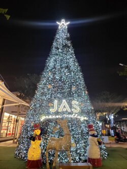 ต้นคริสต์มาสปลอมทรงกรวยขนาดใหญ่"หิมะ"12เมตร