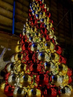 ต้นคริสต์มาสบอลใหญ่"VIP" ยอดนิยม ขนาด 3เมตร ENGLISH STYLE