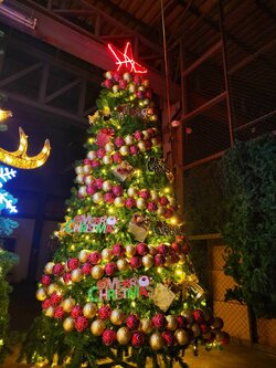 ต้นคริสต์มาสปลอม 12ฟุต พร้อมการตกแต่ง