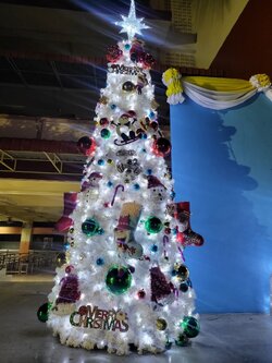 ต้นคริสต์มาสปลอมสีขาว 3.6เมตร ทรงกรวย