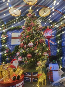 ต้นคริสต์มาสปลอม