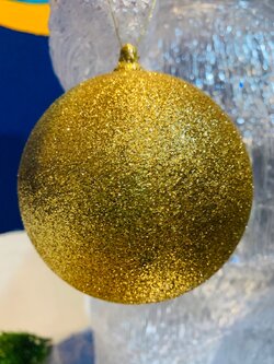 ลูกบอลคริสต์มาสประดับ กากเพชร 100มิล. เลือกสีสันได้ราคาต่อโหล