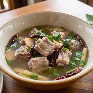 หมดปัญหารูปเมนูไม่น่าทาน! สั่งทำป้ายวันนี้ รับฟรี "ภาพอาหารคมชัดสูง"