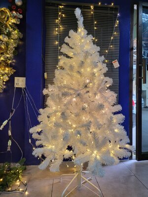 ต้นคริสต์มาสสีขาวสวยๆ ขนาด 6ฟุต รวมไฟ