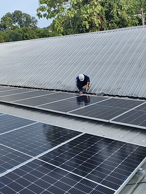 ช่างไฟฟ้า ประปา ปั๊มน้ำ ติดตั้งEV Chargerสมุทรปราการ สำโรง บางนา ติดตั้งโซล่าเซลล์ solar cell solar rooftop *ติดตั้ง การซ่อมแซม แก้ไข ระบบ