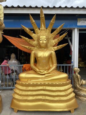 พระประจำวันเกิด วันเสาร์ (ปางนาคปรก)