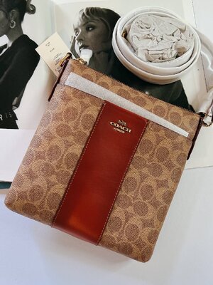 New Coach Messenger Crossbody