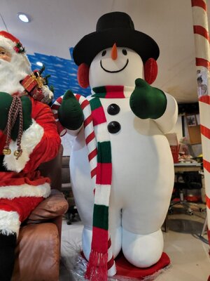 ให้เช่าสโนว์แมนยักษ์ขนาด2เมตร