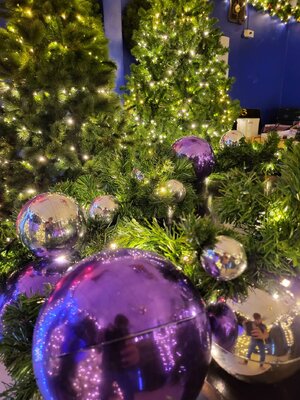 สายสนคริสต์มาสประดับไฟบอลใหญ่2.7เมตร