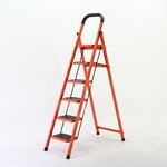 บันไดเหล็ก 6 ขั้น มีราวจับ รับน้ำหนักได้ 150 KG สีส้ม 25X35-6