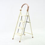 บันไดเหล็ก 4 ขั้น มีราวจับ รับน้ำหนักได้ 150 KG สีขาว NB-4