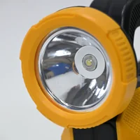 ไฟฉาย LED ชาร์จ USB โซล่าเซลล์ 800 mAh สีเหลือง DK-ST8036-2B ไฟฉาย LED ชาร์จ USB โซล่าเซลล์ 800 mAh สีเหลือง DK-ST8036-2B