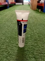 ครีมลบรอยขีดข่วนรถยนต์ 100 ml Scratch Remover