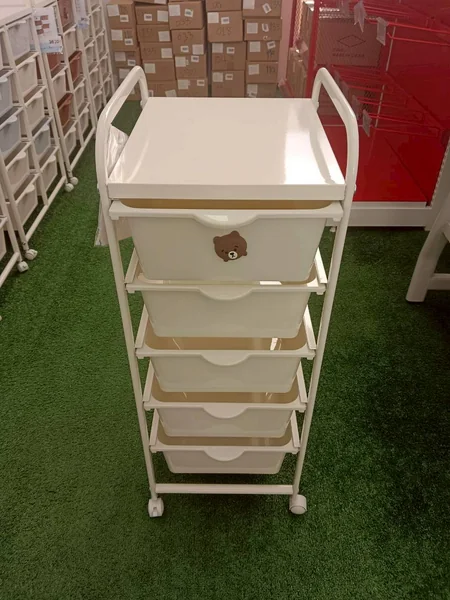ลิ้นชักเก็บของ 5 ชั้น พร้อมล้อเลื่อน 31x36x82.5 cm สีขาวล้วน image 2 ลิ้นชักเก็บของ 5 ชั้น พร้อมล้อเลื่อน 31x36x82.5 cm สีขาวล้วน image 2
