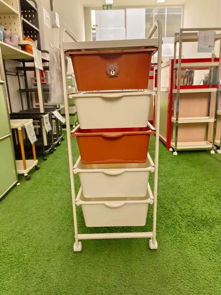 ลิ้นชักเก็บของ 5 ชั้น พร้อมล้อเลื่อน 31x36x82.5 cm สีขาว-น้ำตาล image 2